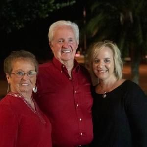 Meet your Posher, Dena